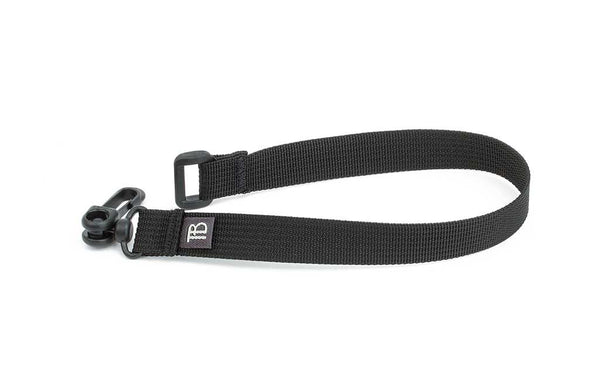 A 16" Utility Strap, colored black.